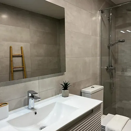 White Con Parking Gratis Appartamento