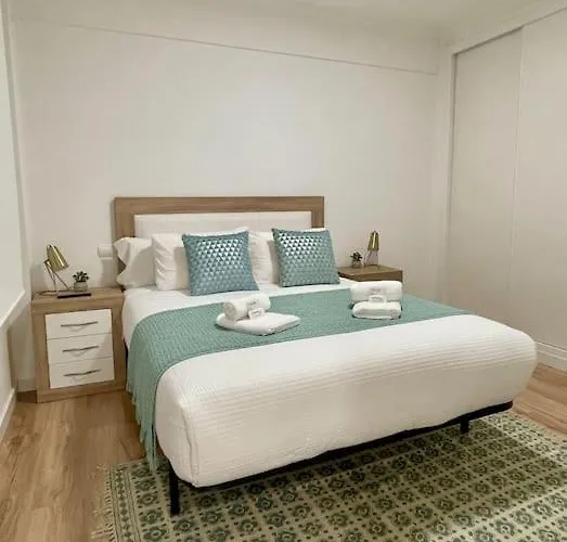 White Con Parking Gratis 公寓 *